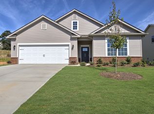 107 Cup Chase Dr, Mooresville, NC 28115