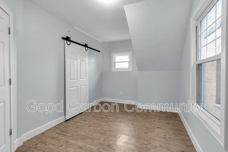 1 bed, 1.0 bath, $1,195 — Photo 1