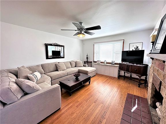 4th image of 3 Madison Ave