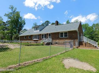 303 Patten Rd, New Bern, NC 28560