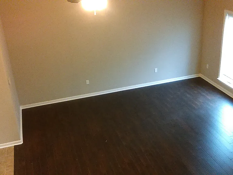 701 Mimosa Ct — Photo 4