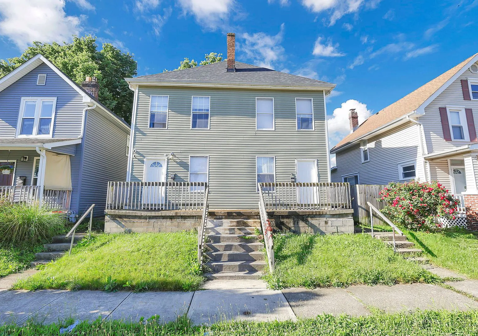 347-349 1/2 E Welch Ave — Photo 3