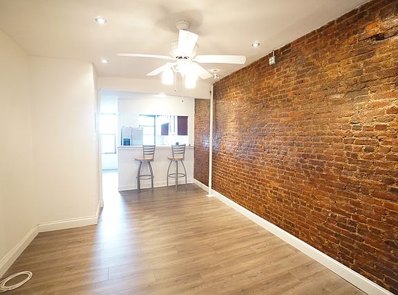 4th image of 480 3rd Ave #4A