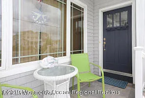 573 Tarpon Ave — Photo 5