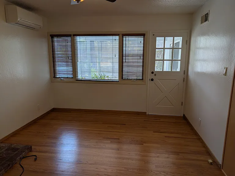 10470 Pineville Ave — Photo 9