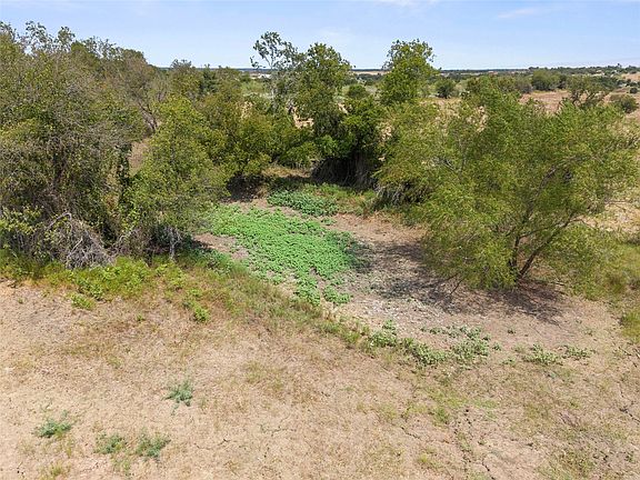 3rd image of 140 Private Road 801