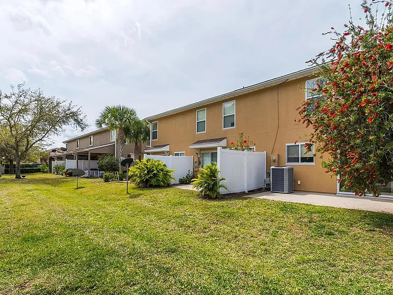 Gargonza Ct — Photo 23