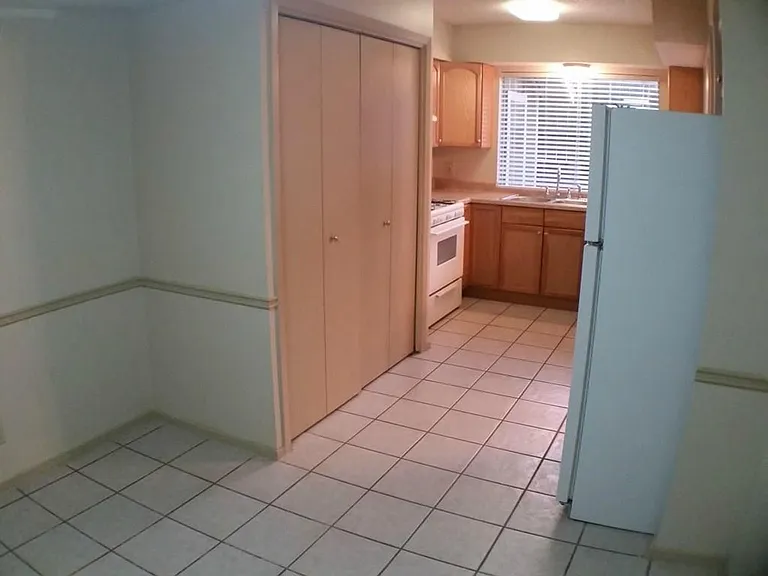 7204 Creekside Dr #B — Photo 6