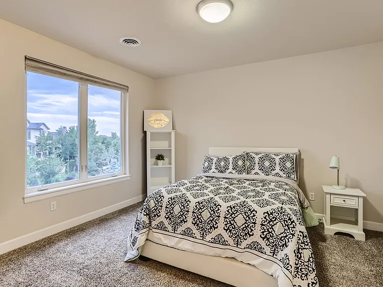 197 Meadow View Pkwy — Photo 17
