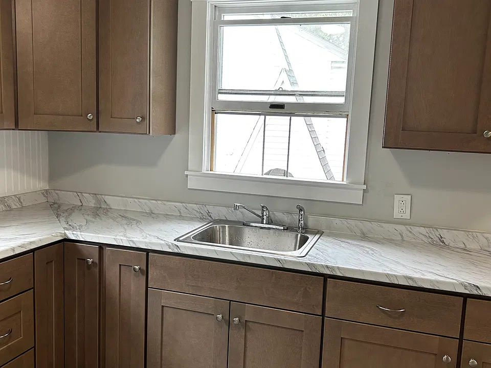 43 Southwell Ave #1