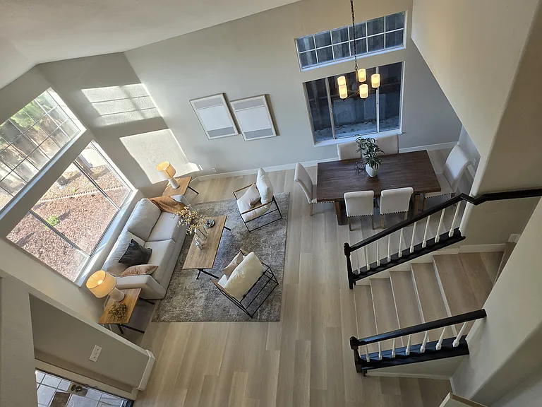 3292 Moreno Ave — Photo 6