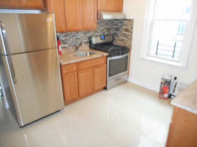 1st image of 1540 Leland Ave APT 1W