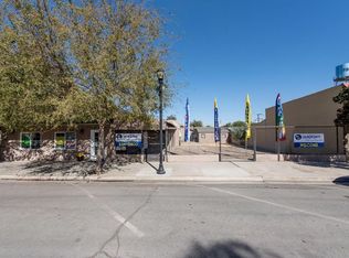 1067 P St, Firebaugh, CA 93622