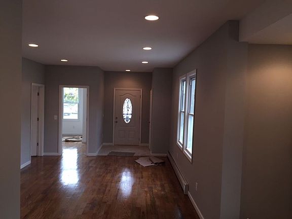 4th image of 145-01 184 Ave