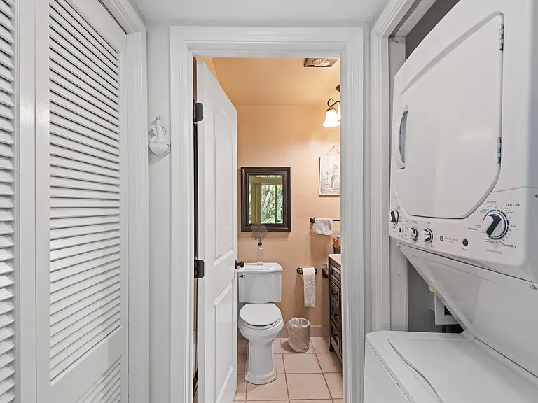 104 Lake Dr #3 — Photo 10