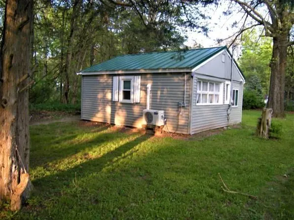 406 Sepasco Center St, Rhinebeck, NY 12572