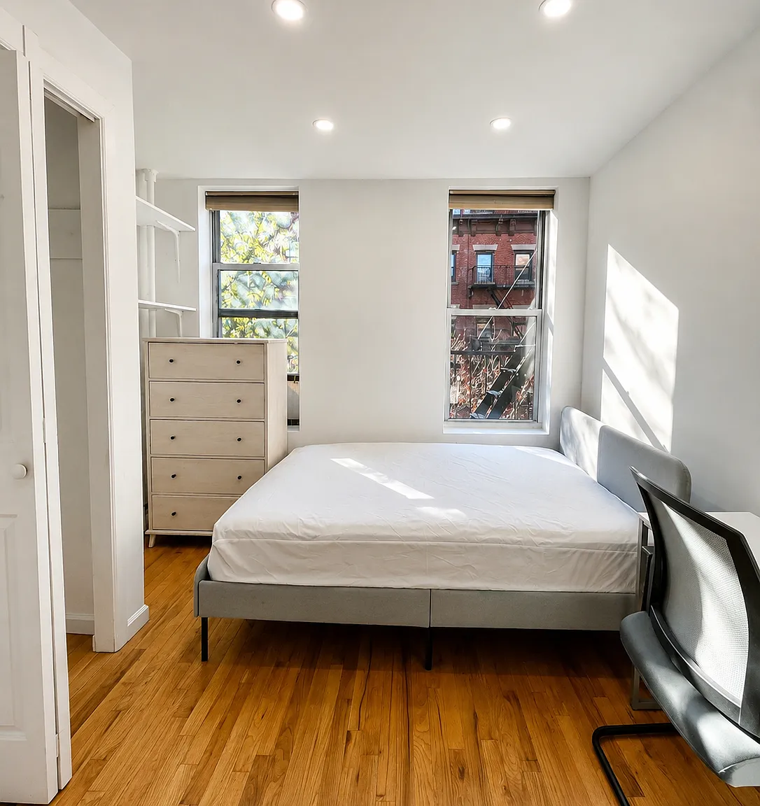 413 East 9th Street — Photo 2