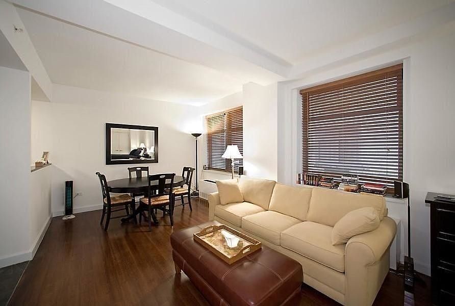 1st image of 100 W 58th St APT 3A