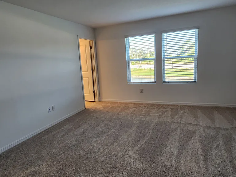 2136 Hallier Cv — Photo 17