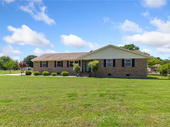 381 Pagan Rd, Smithfield, VA 23430