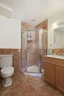 Rented by BLU Real Estate | media 9