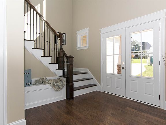 3rd image of 90 W Saddle Ct