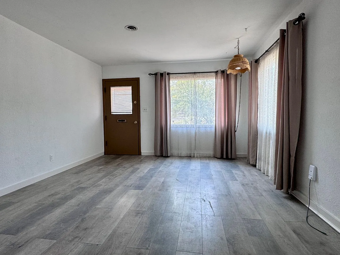 1101 F Ave — Photo 3