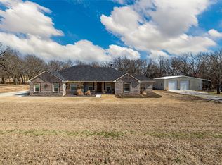 208 Amanda Dr, Weatherford, TX 76088