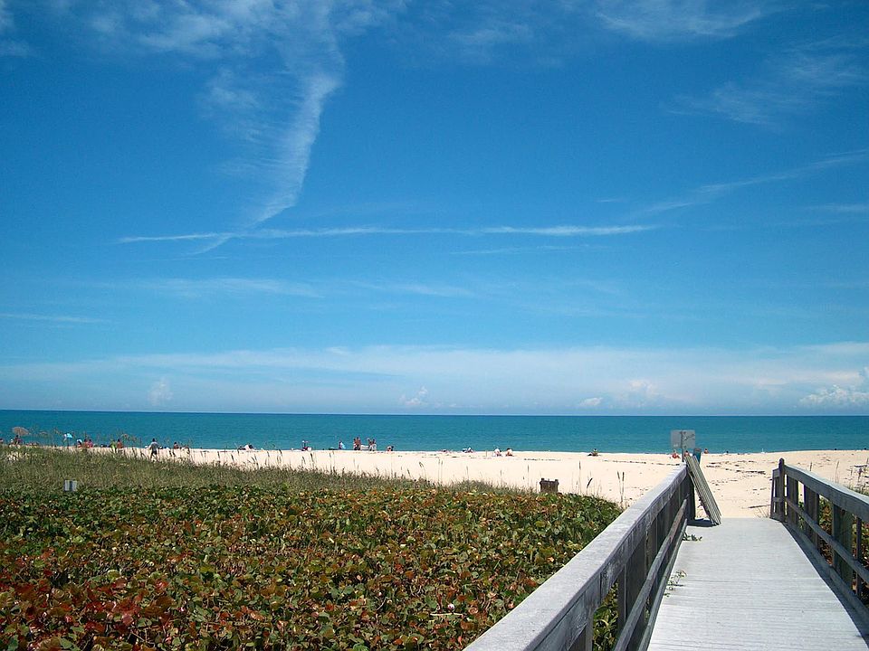 Condo provides private access to Vero's best beach.