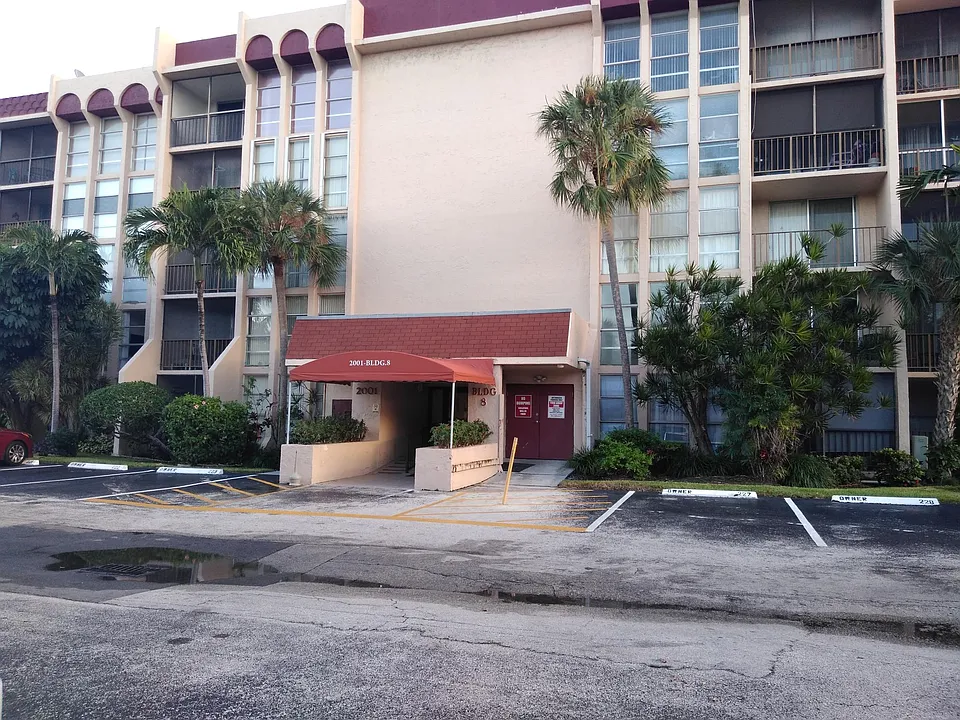 2001 Atlantic Shores Blvd