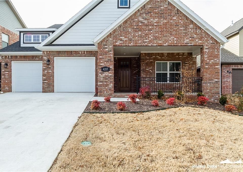 1st image of 4217 N Harbor Isle
