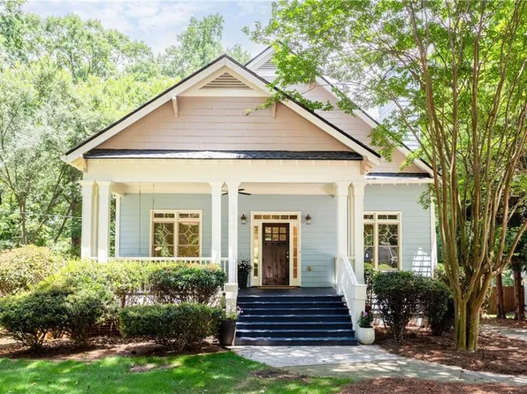 2470 E Tupelo St SE, Atlanta, GA 30317