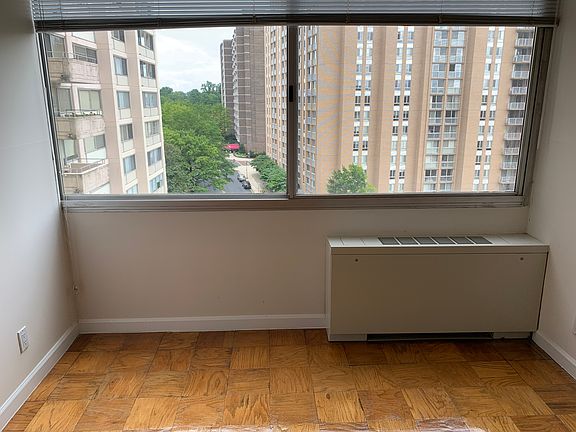 3rd image of 4515 Willard Ave APT 1618S
