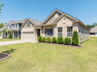1126 Black Oak Dr, Murfreesboro, TN 37128