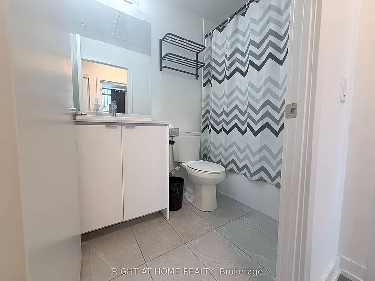 55 Duke St W #218 — Photo 18