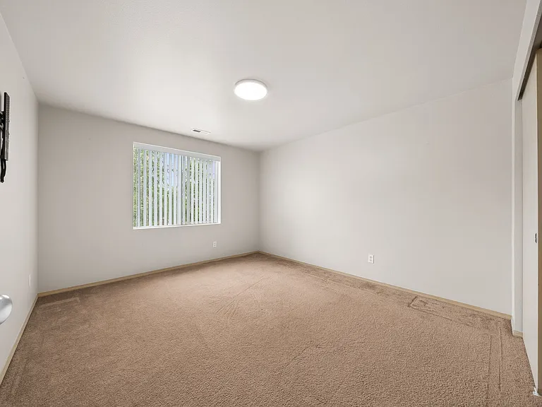 7343 177th St E — Photo 7