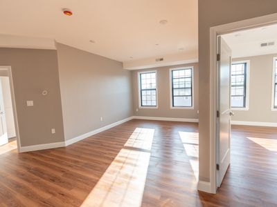 13 Nahant St #2F, Lynn, MA, 01902