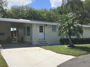 5795 Seven Oaks Dr, Sarasota, FL 34241