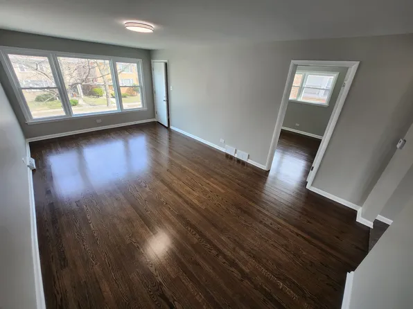 12132 S Michigan Ave, Chicago, IL 60628