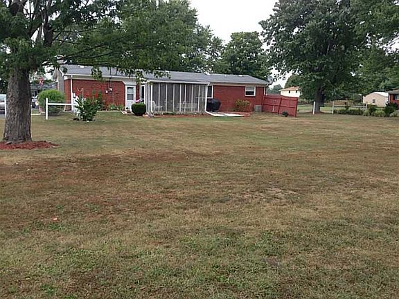 5th image of 359 E County Road 215 S