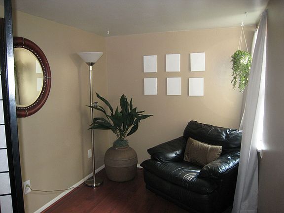 5th image of 277 Shawmont Ave APT C