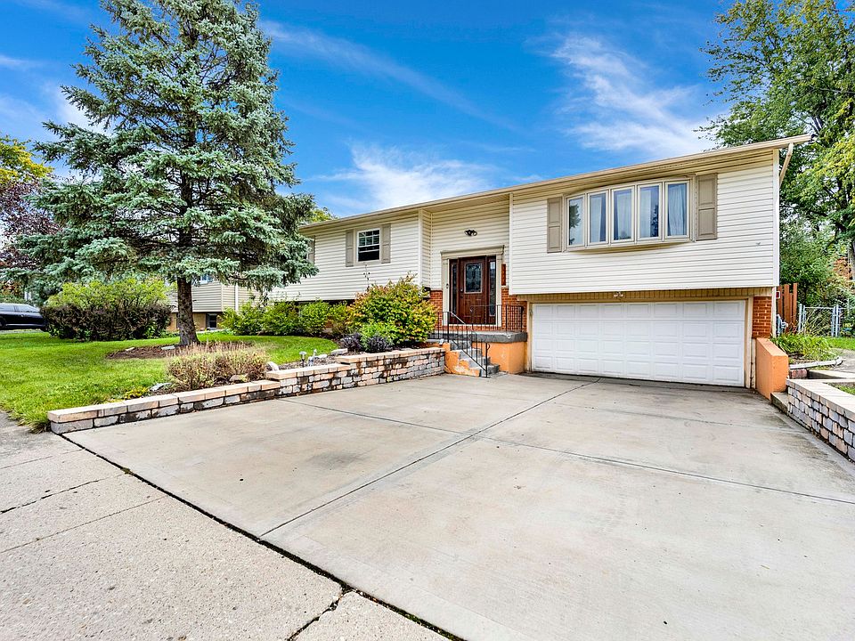 1st image of 6887 Hawthorne Ln