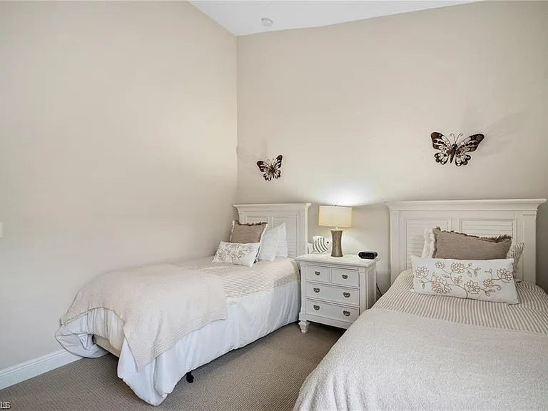 8884 Mustang Island Cir — Photo 16