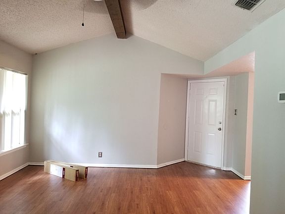 4th image of 14255 Clover Hl
