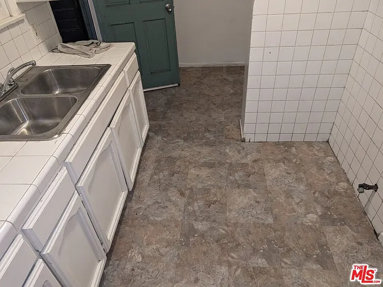8472 S Main St #8476-1/2 — Photo 5