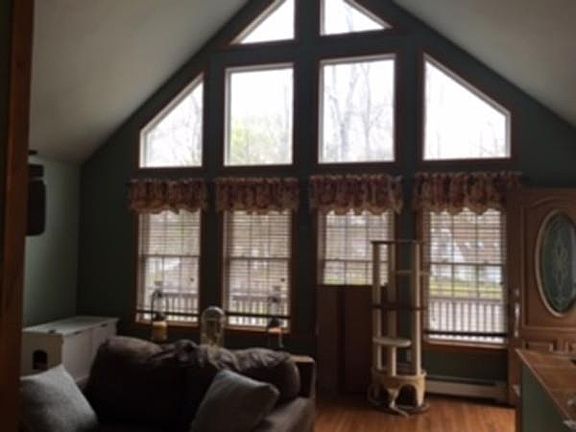 3rd image of 11 Bachand Ln