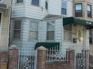 6448 Admiral Ave, Middle Village, NY 11379