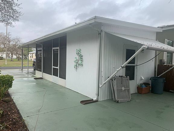 4th image of 415 Tulip Dr