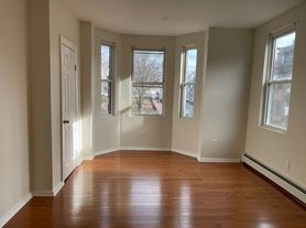77 Putnam St, Boston, MA