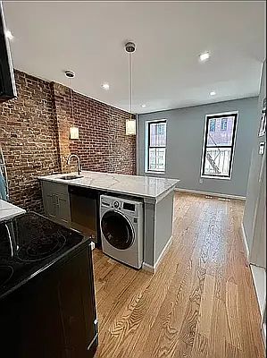 1st image of 299 Hancock St #2J